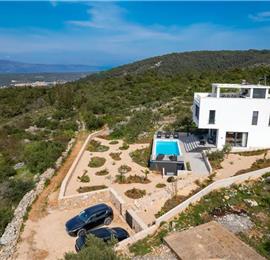 3 Bedroom Villa with Heated Pool and Sea view near Stari Grad, Hvar Island Sleeps 6-8 